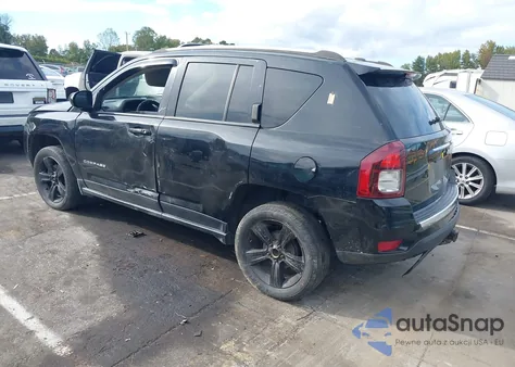 2015 Jeep Compass Latitude из США, поврежденный, VIN 1C4NJCEA1FD164963